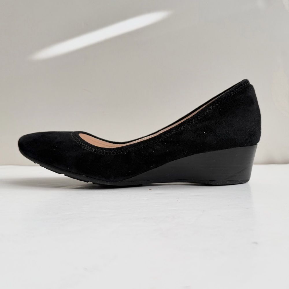 Cole Haan Sadie Wedge Pumps Black Suede Size 7 1/2 - Picture 3 of 12
